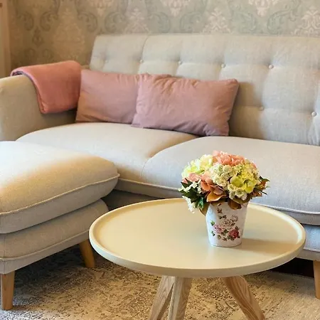 B Zauberhafte Villa *